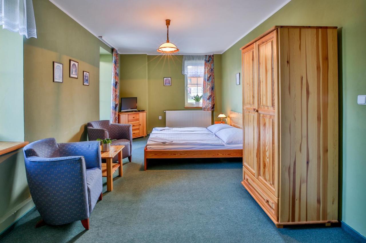 Hotel Penzion Vyton à Přední Výtoň Extérieur photo